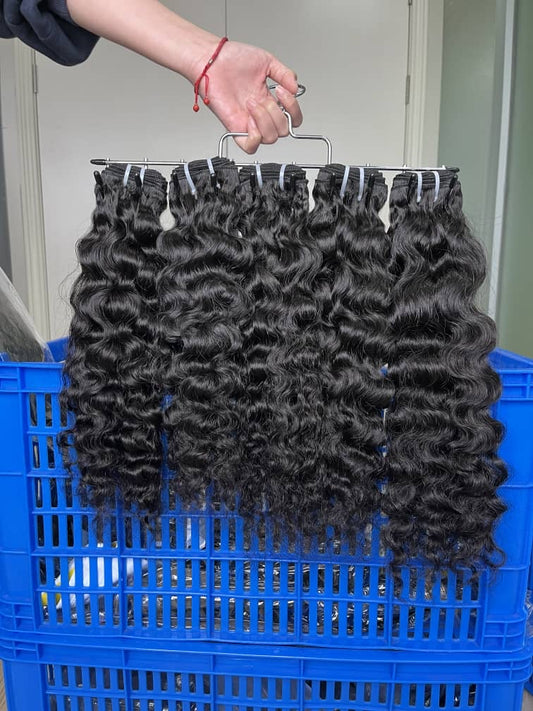 Burmese curly bundles